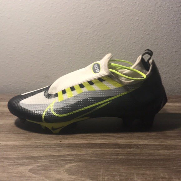 Nike Other - Nike athletic shoes